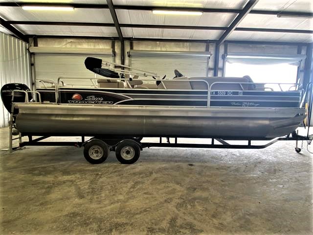 2015 Sun Tracker Fishin’ Barge 24 DLX