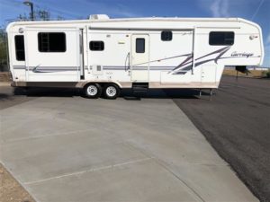 2000 Carriage KL5364