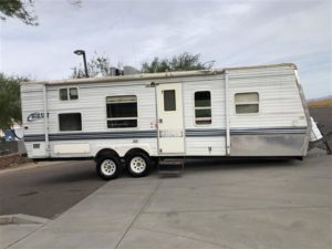 1999 Damon Hornet 27H