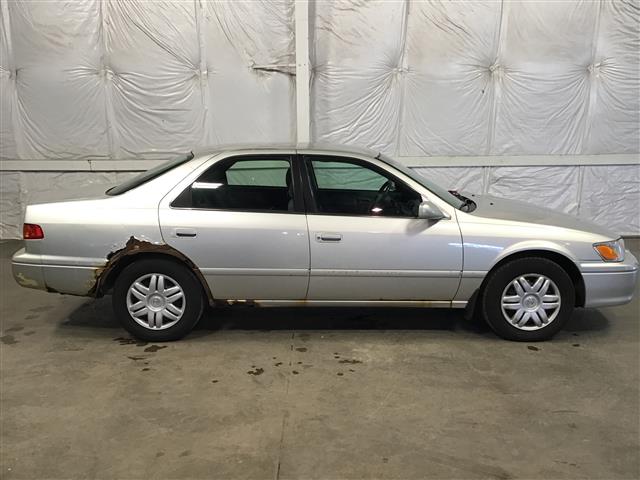 2000 Toyota Camry LE