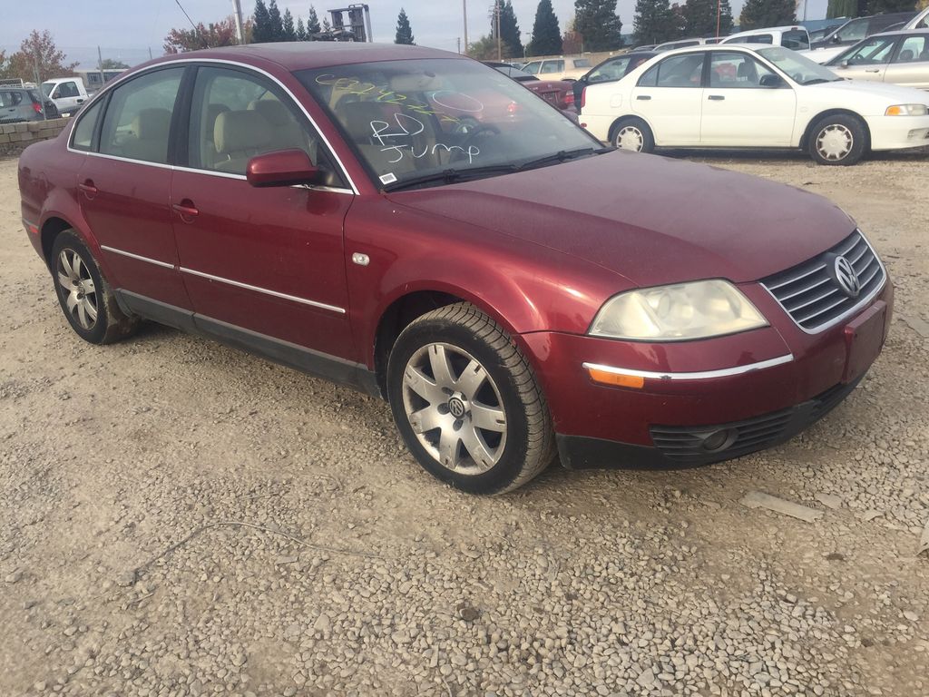 2003 VOLKSWAGEN Passat