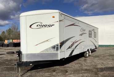 2010 Keystone Cougar 30WCV Camper