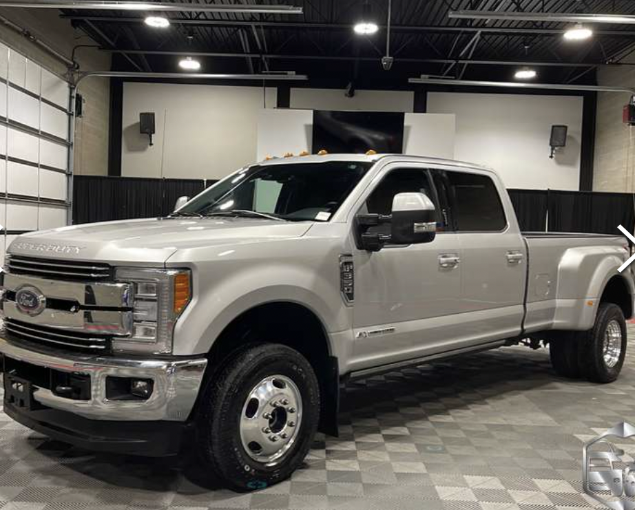 2017 Ford F350 Super Duty Lariat