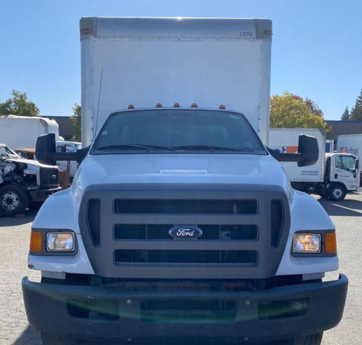2013 Ford F-750 Box Truck