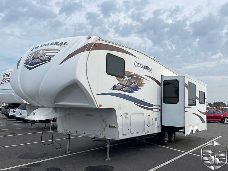 2011 Forest River Coachmen Chaparral Lite 268RLE