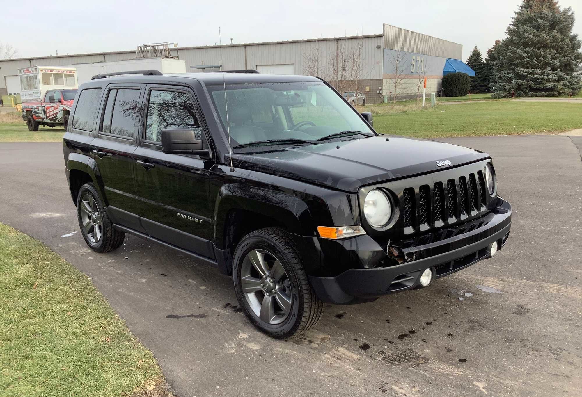 2015 Jeep Patriot Latitude 4WD Sport Utility 4-DR