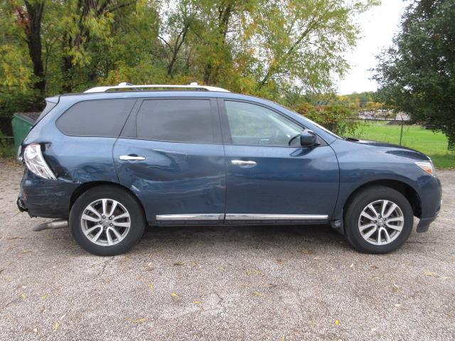 2013 Nissan Pathfinder SL 4WD