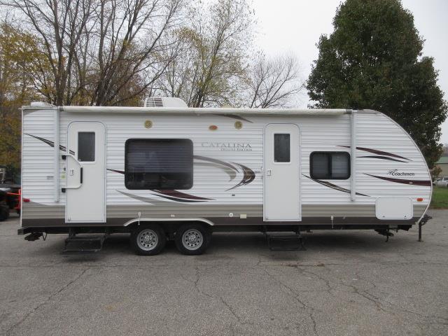 2012 Coachmen (by Forest River) Catalina Deluxe Edition 25RKS