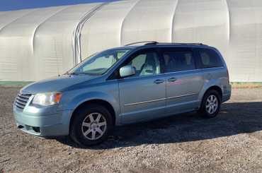 2010 Chrysler Town & Country Touring