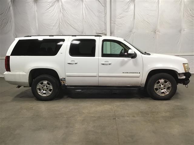 2007 Chevrolet Suburban 1500 LT 4WD