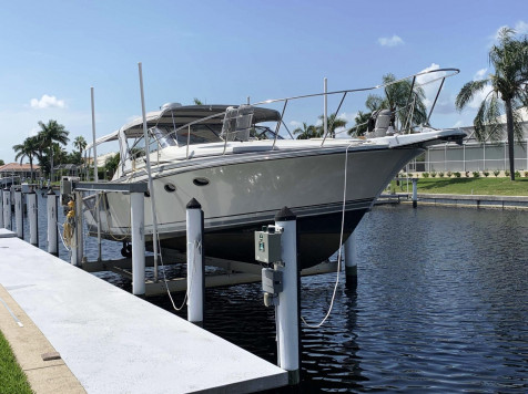 36′ – 1983 Trojan 10 Meter International