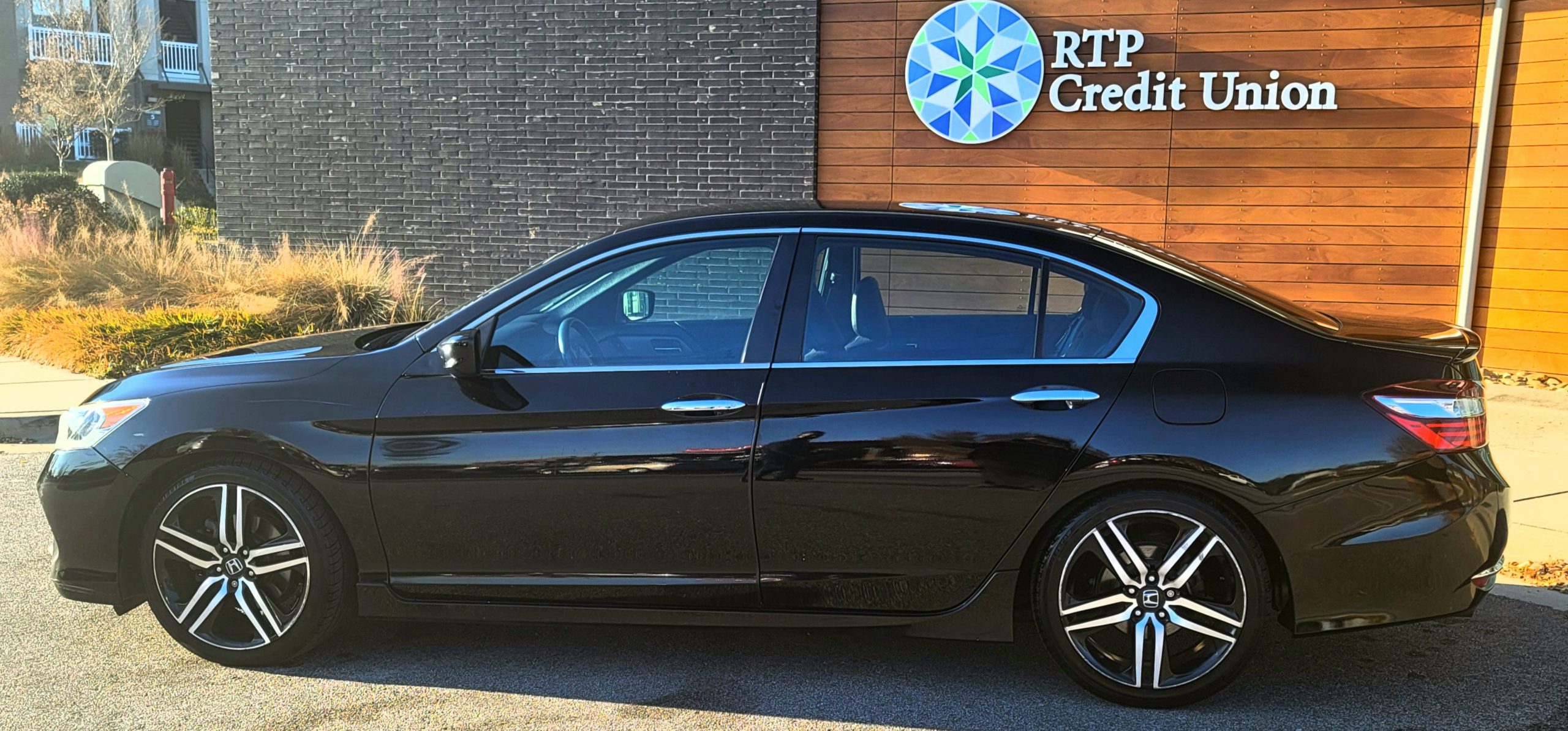 2016 Honda Accord Sport 14