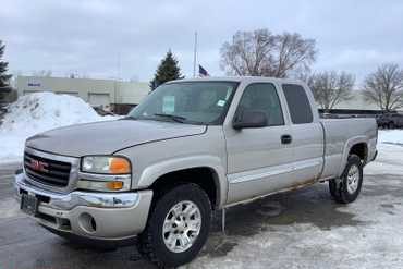 2005 GMC Sierra 1500 SLE Extended Cab 4WD Pickup 4-DR