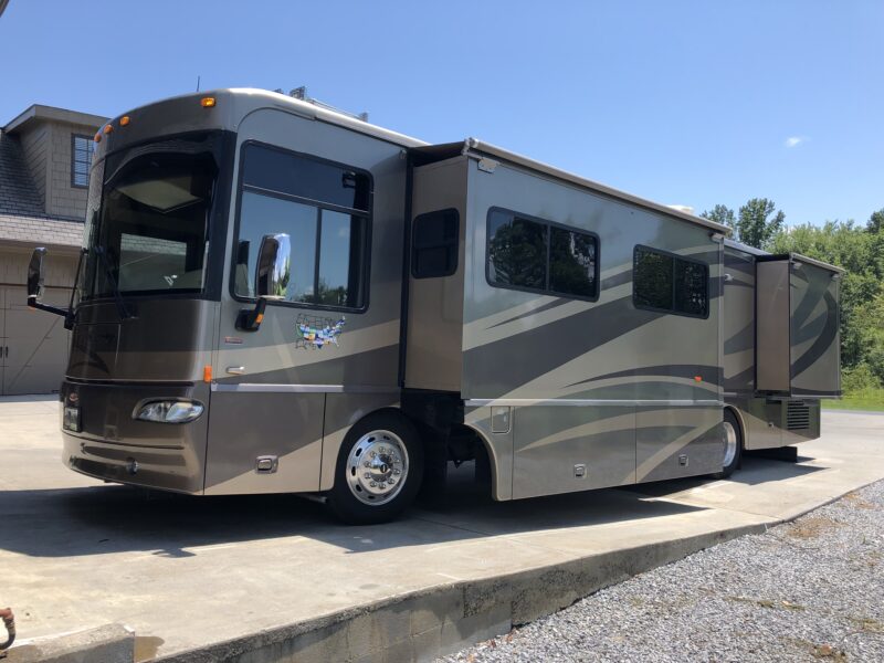 2007 Winnebago Journey 36