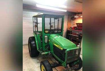John Deere Curtis tractor cab inc. John Deere 4000 series tractor cab enclosure