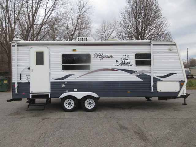 2005 Pilgrim International 237RKS