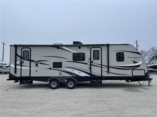 2016 Keystone Passport Ultra Lite Grand Touring 2810BH