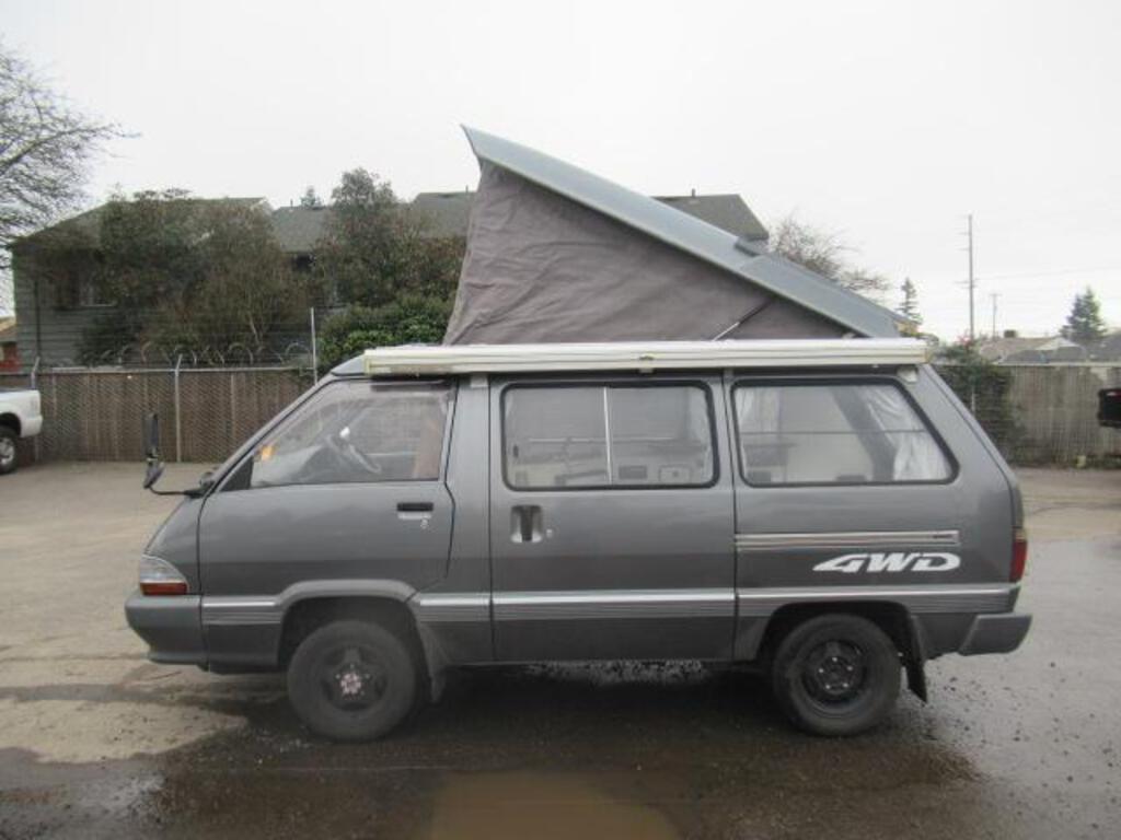 1991 TOYOTA VAN POP UP CAMPER