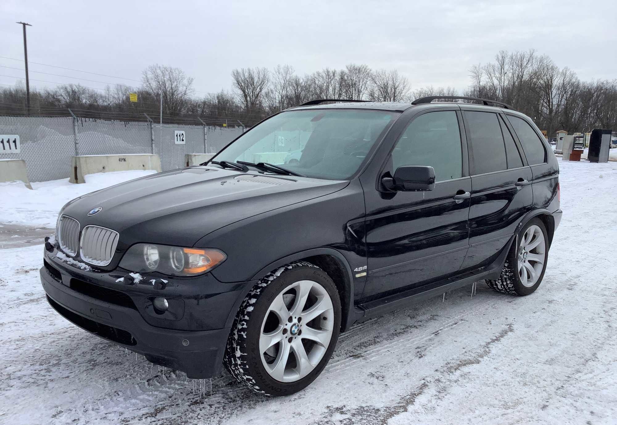 2006 BMW X5 4.8is Sport Utility 4-DR