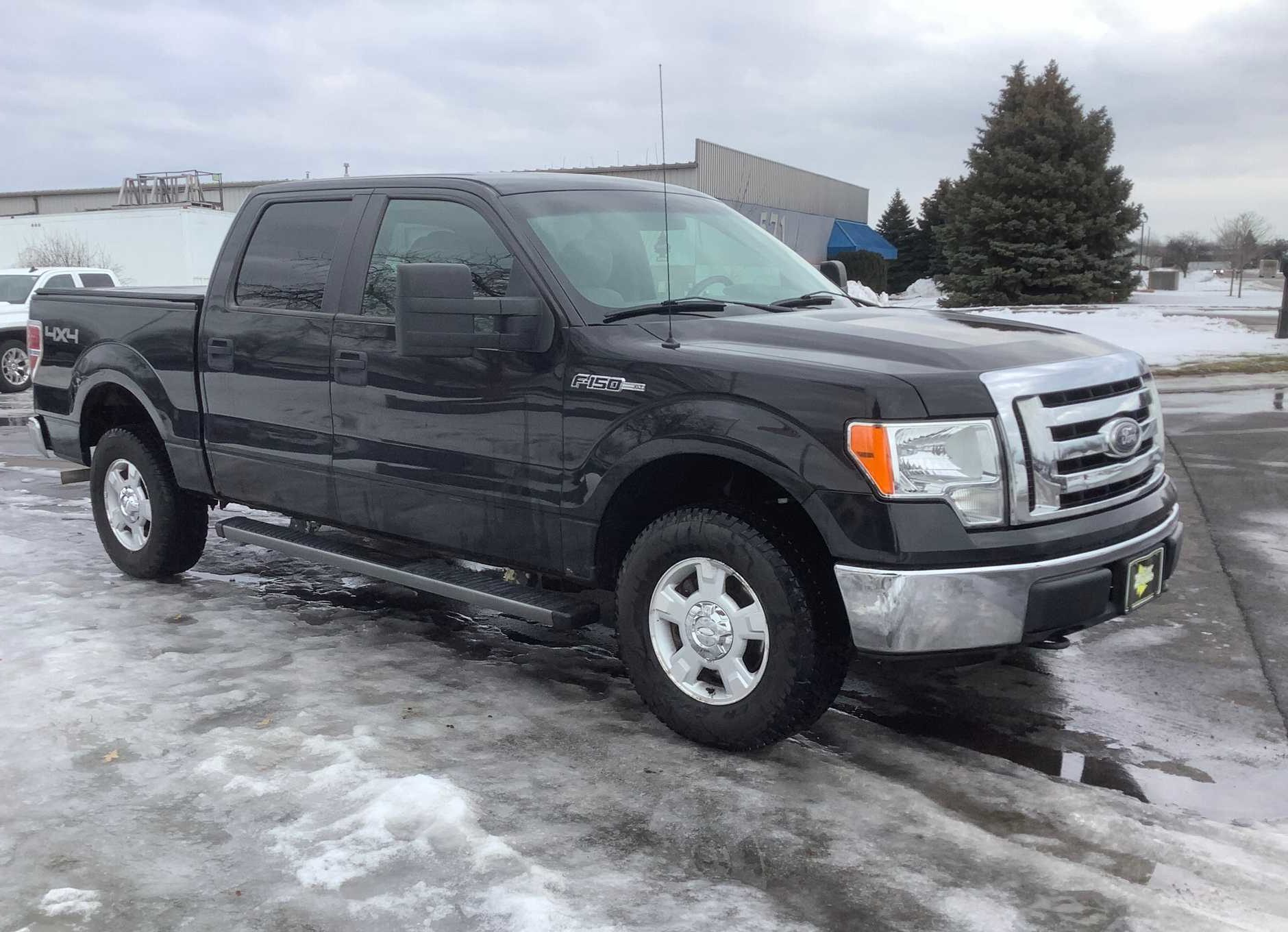 2010 Ford F-150 XLT SuperCrew 4WD Crew Cab Pickup 4-DR