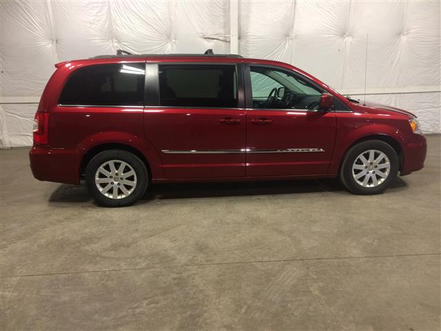 2015 Chrysler Town & Country Touring