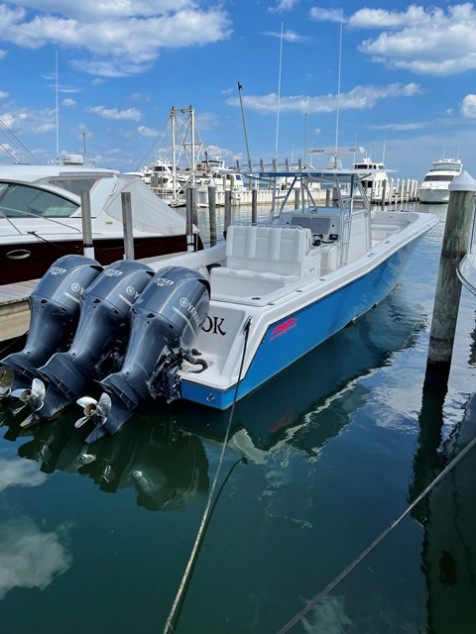 42′ – 2013 Invincible 42 Open Fisherman