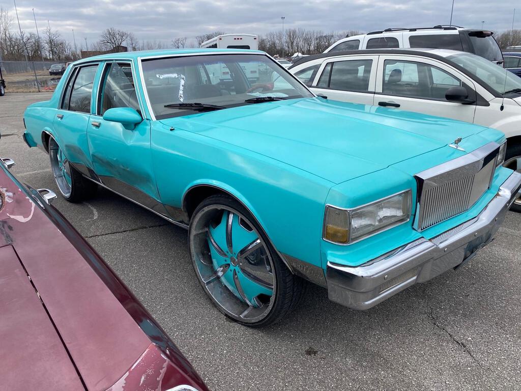 1989 Turquoise Chevrolet Caprice