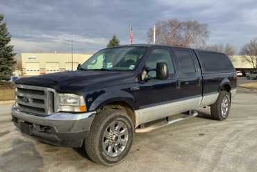2002 Ford F-250 XLT Crew Cab 4WD Pickup 4-DR