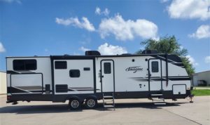 2020 Grand Design Imagine 3250BH