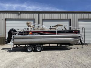2014 Sun Tracker Fishin Barge DLX 22′ Signature Series