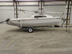2002 Hunter 212 Sailboat