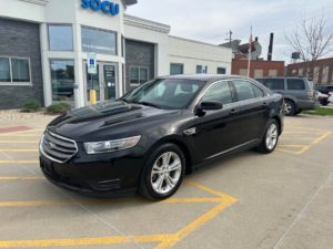 2016 Ford Taurus