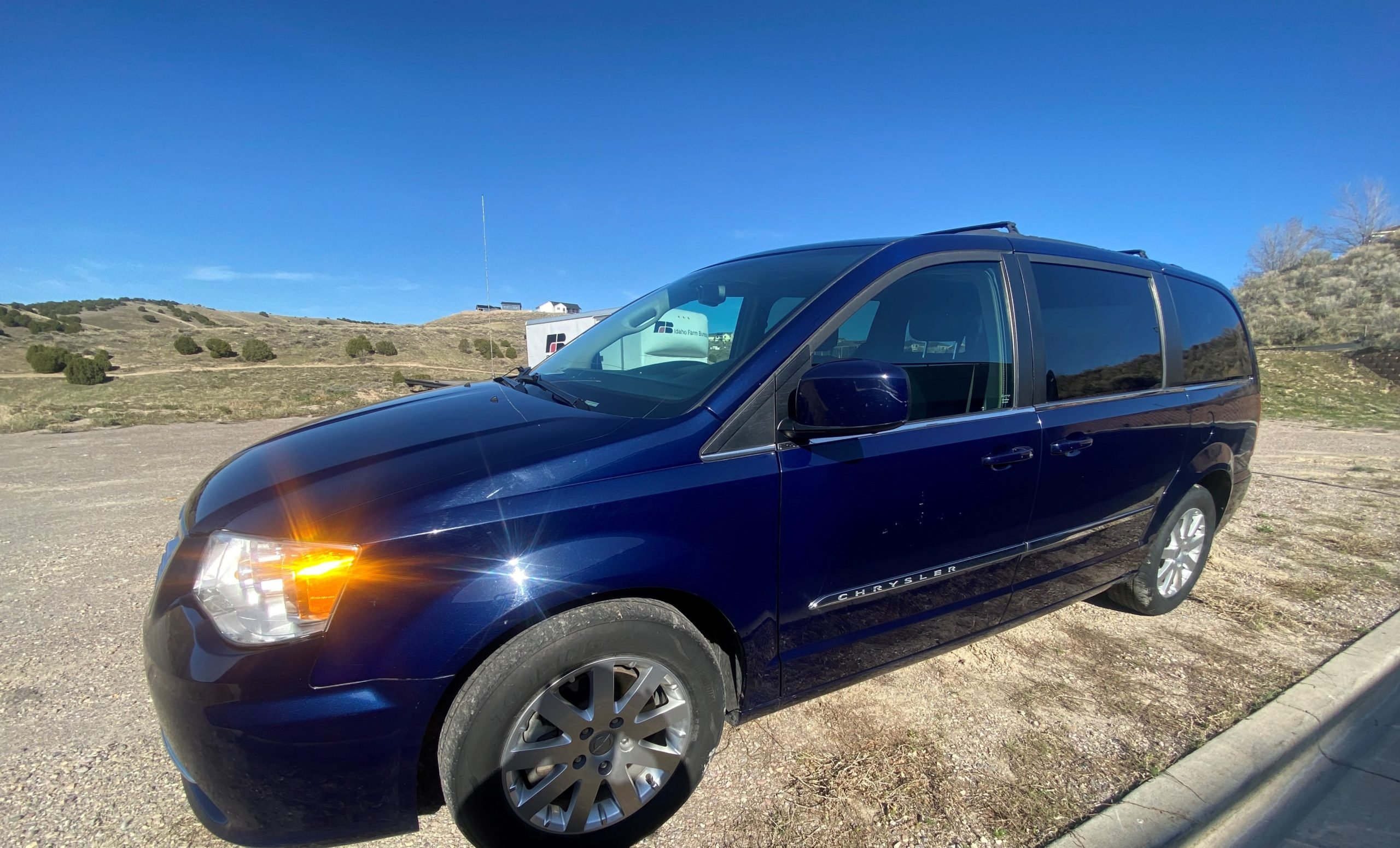 2016 CHRYSLER TOWN AND COUNTRY TOURING L