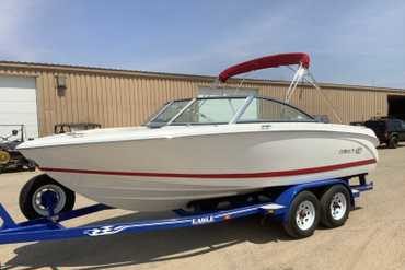 2020 Cobalt 200 Open Bow Boat