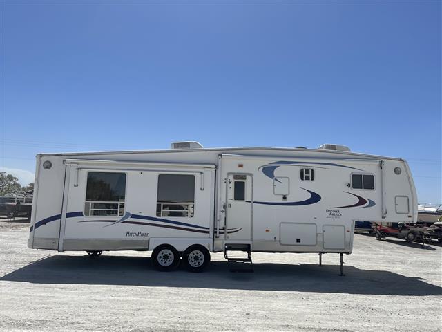 2005 HitchHiker Discover America Luxury Suite 34.5RE