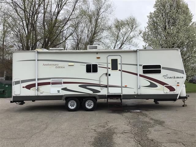 2005 Coachmen Catalina 726RBS Anniversary Edition