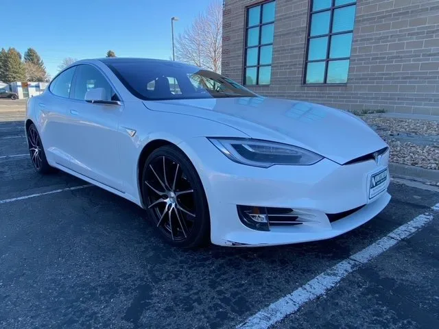 2016 Tesla Model S 75D