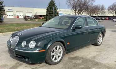 2005 Jaguar S-Type 4.2 Sedan 4-DR