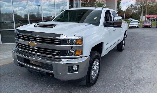 2019 Chevrolet Silverado 2500HD LTZ 4dr Crew Cab Pickup