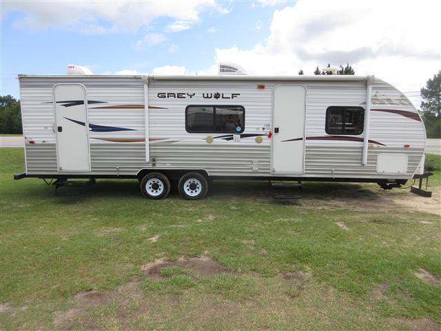 2013 Forest River Cherokee Grey Wolf 27BHKS
