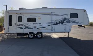 2004 Keystone Montana 2955RL