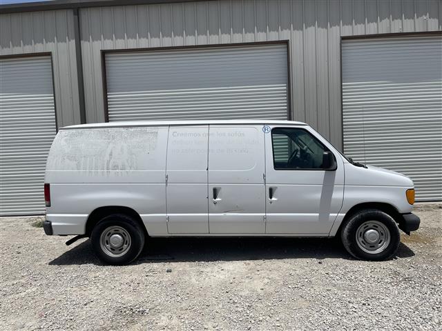 2005 Ford E-150 Econoline