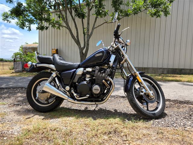 1986 Yamaha XJ700 Maxim