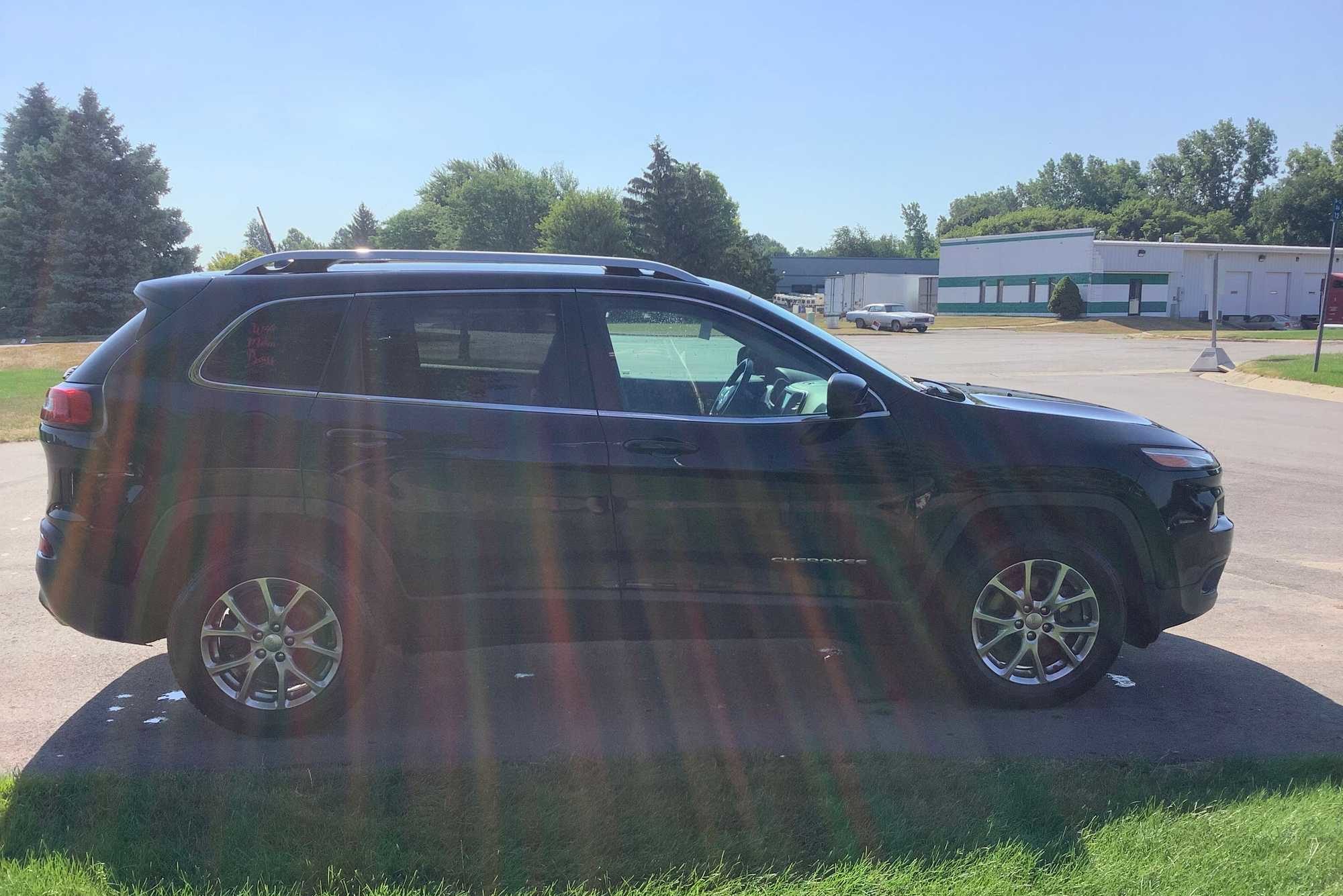 2018 Jeep Cherokee Latitude Plus 4WD SUV