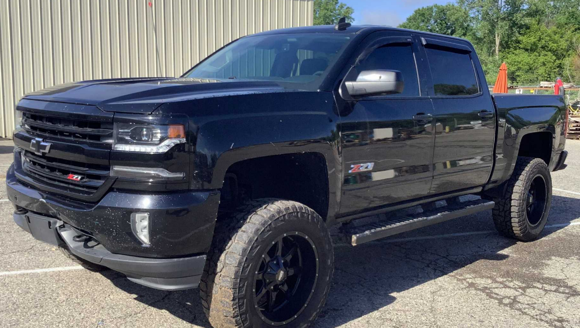 2016 Chevrolet Silverado 1500 LTZ Crew Cab 4WD Pickup 4-DR