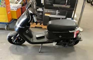 Swift Swift Max electric moped