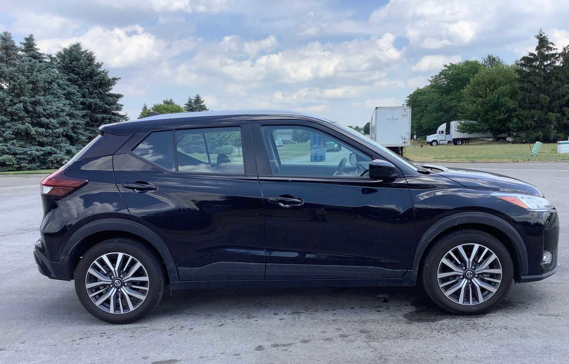 2021 Nissan Kicks SV Hatchback 4-DR