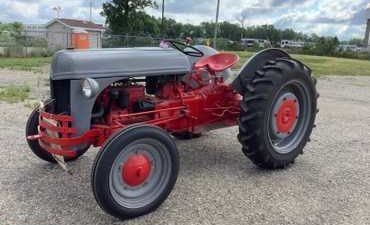 1940 Ford 9N Utility Tractor