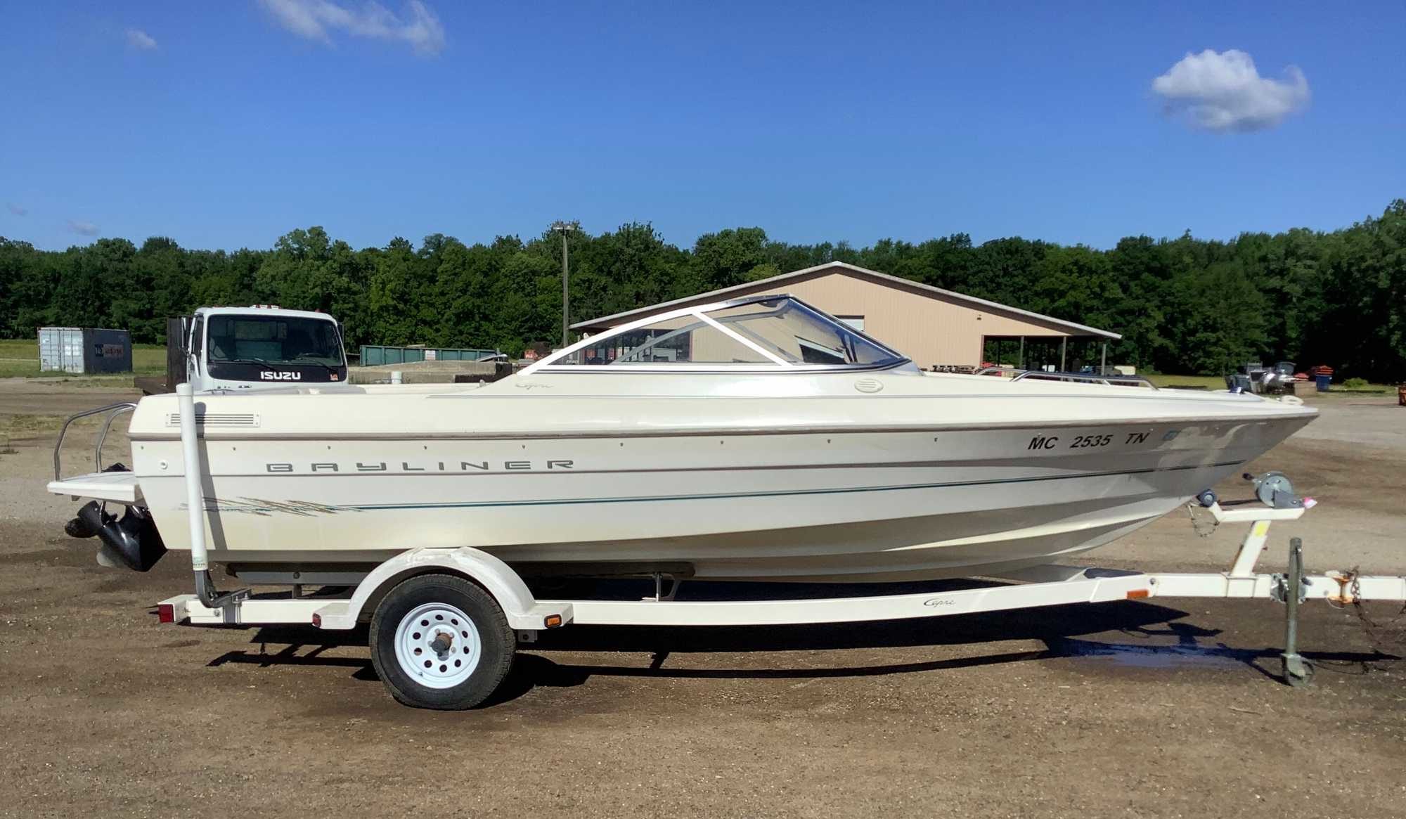 2000 Bayliner Capri 1950 CL Repo Finder