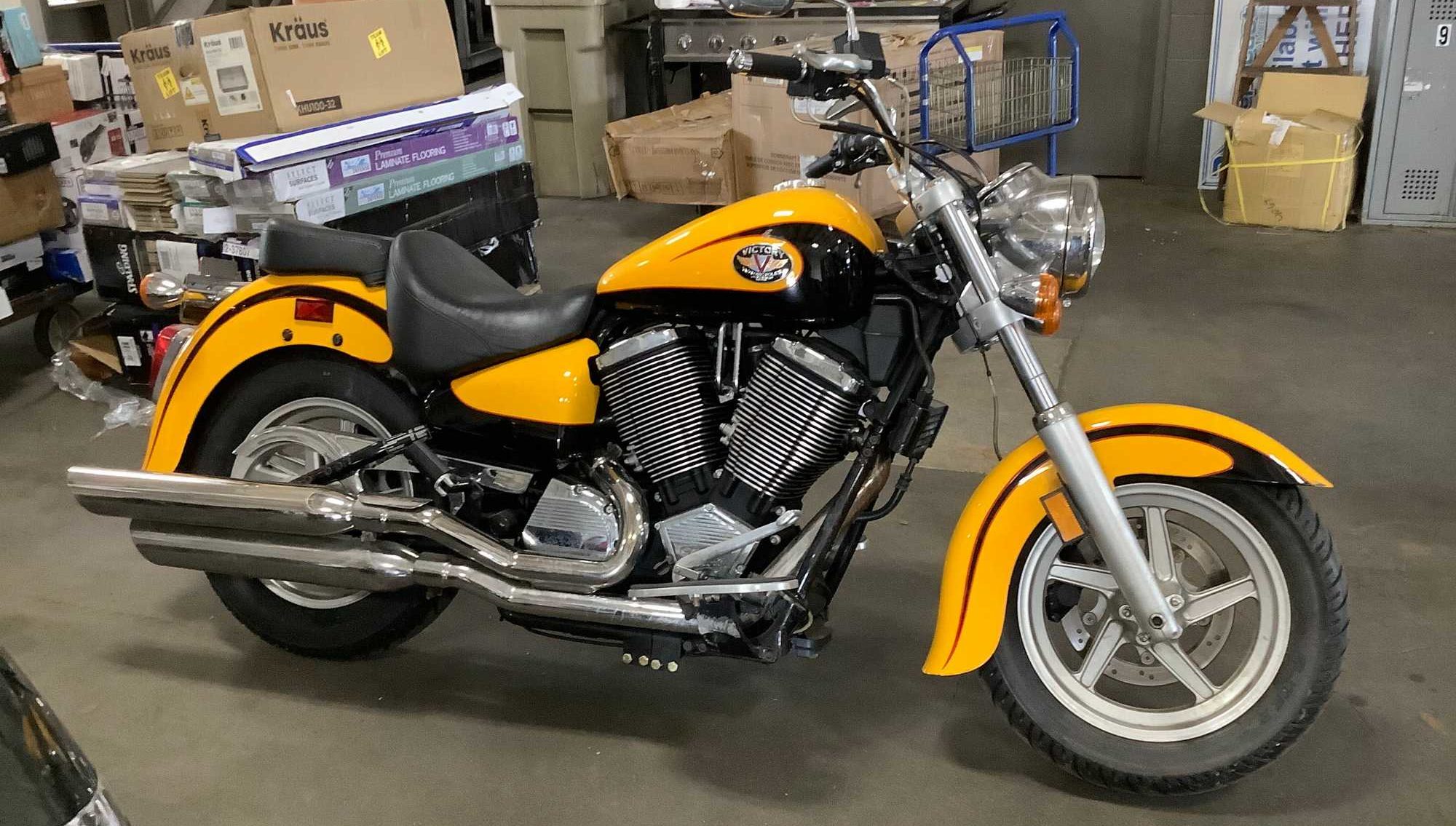 2002 Victory V92C Motorcycle Repo Finder